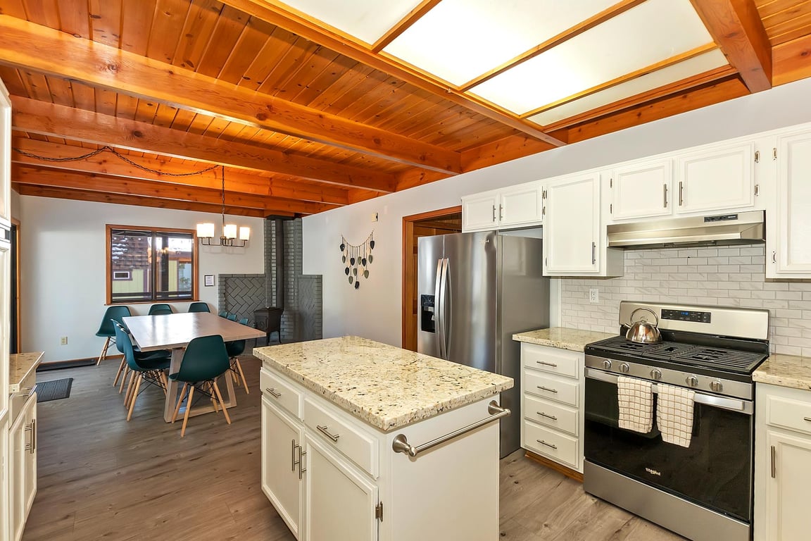 Cabin Image 14
