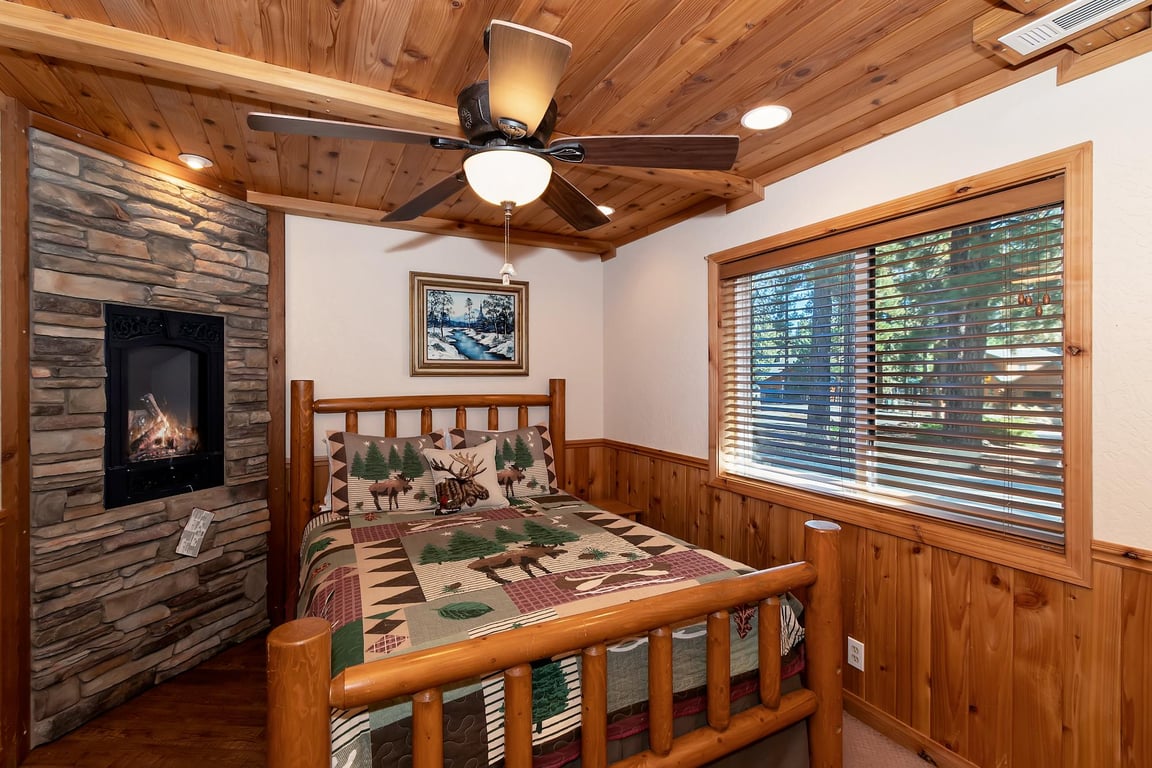 Cabin Image 28