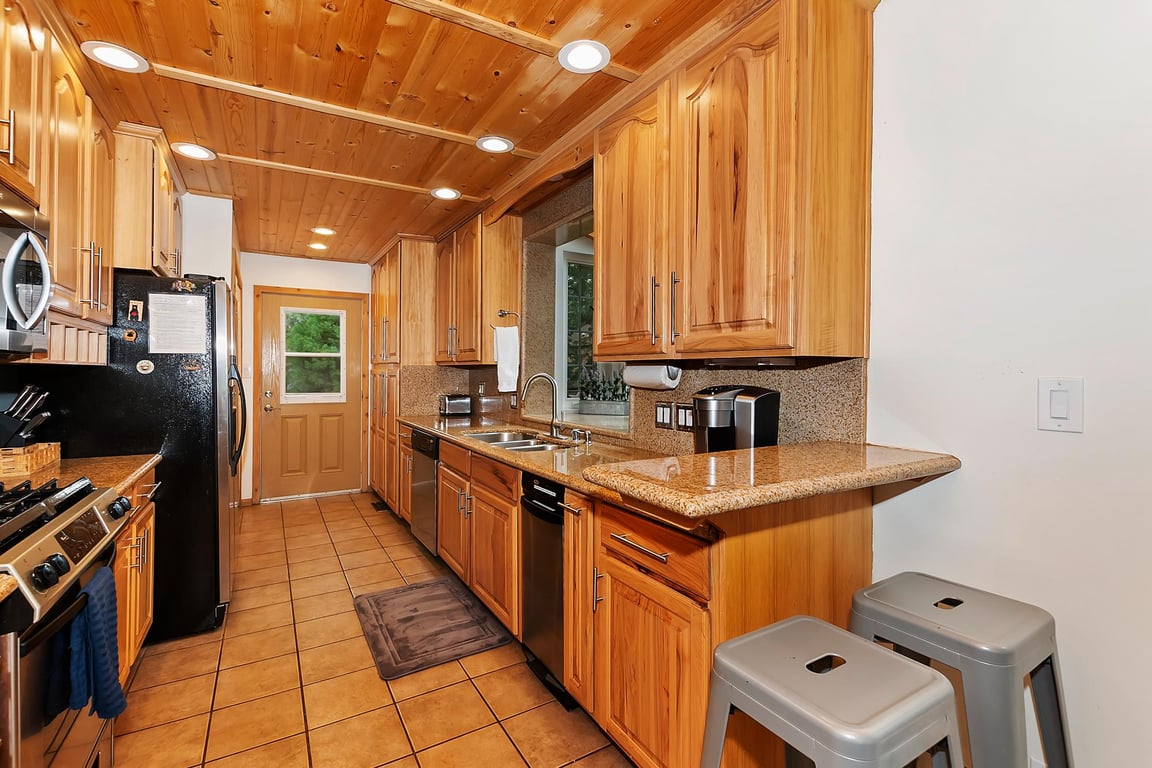 Cabin Image 10