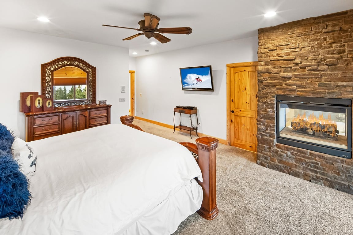 Cabin Image 33