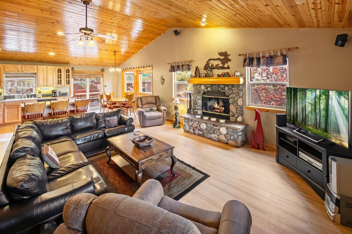 Grizzly Bear Lodge