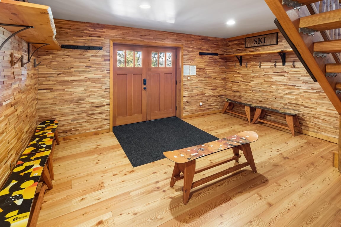 Cabin Image 8