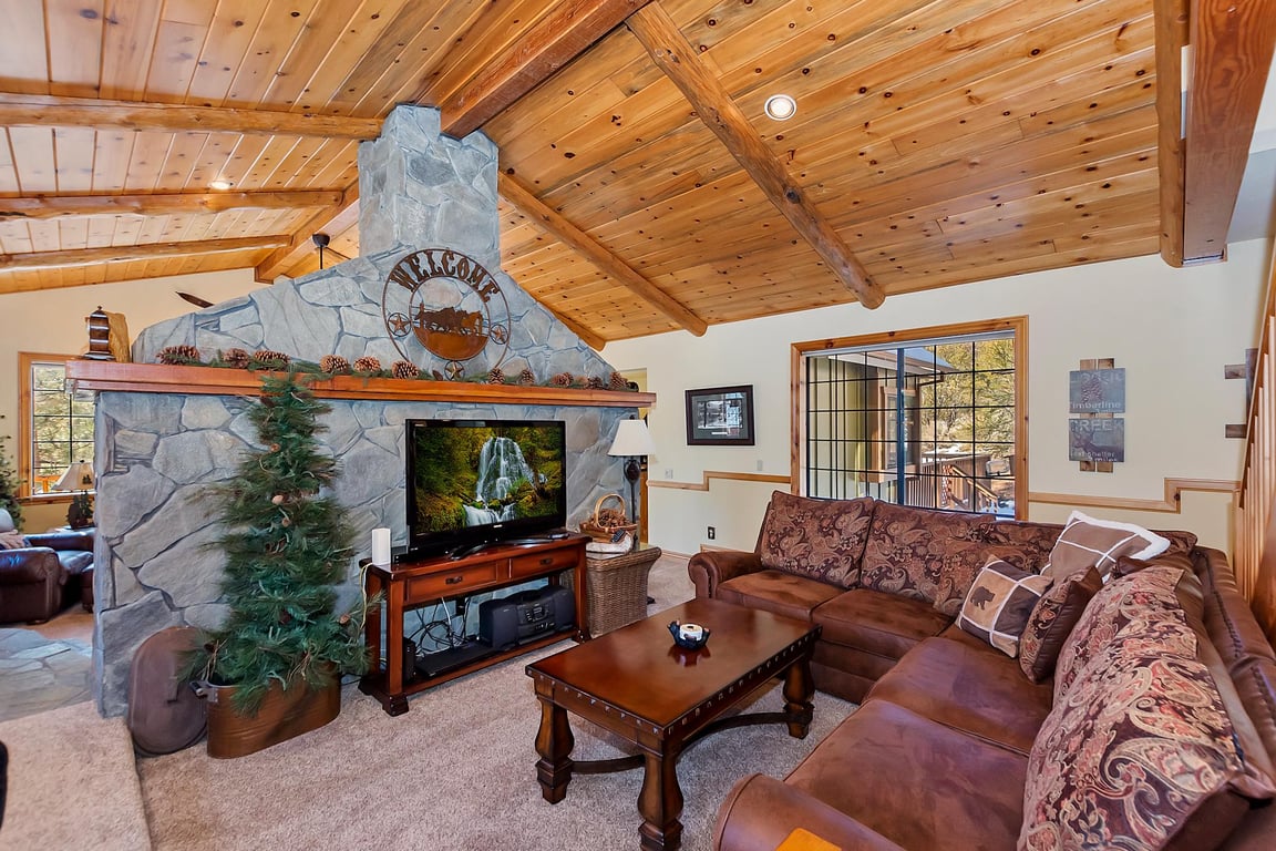 Cabin Image 8