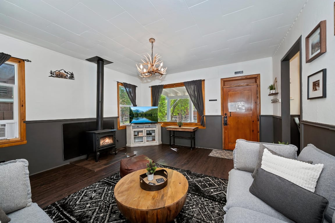Big Bear Cabin - WildernessHaven - 0002