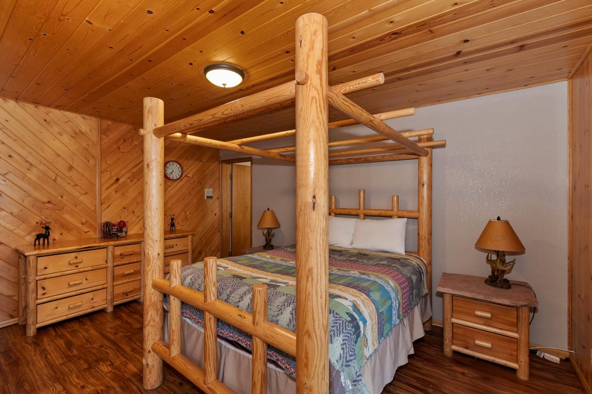 Cabin Image 25