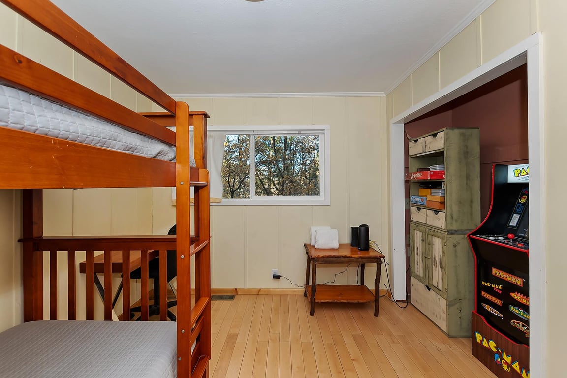 Cabin Image 27