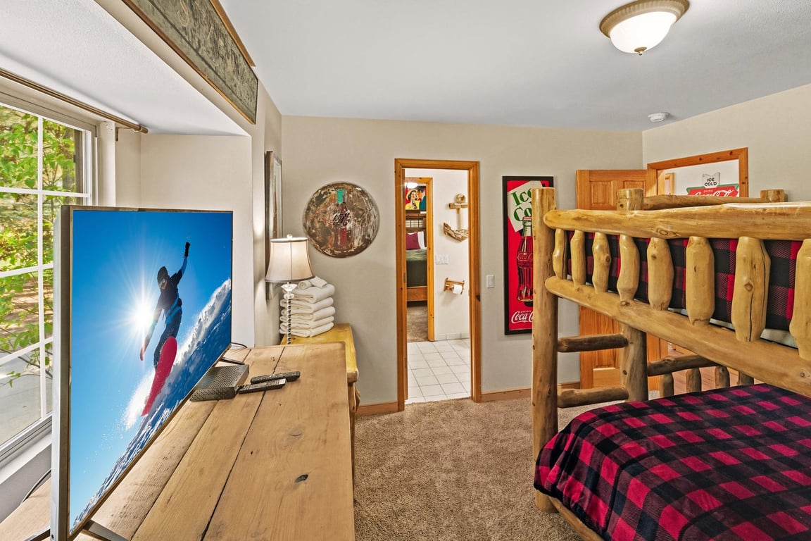 Cabin Image 53