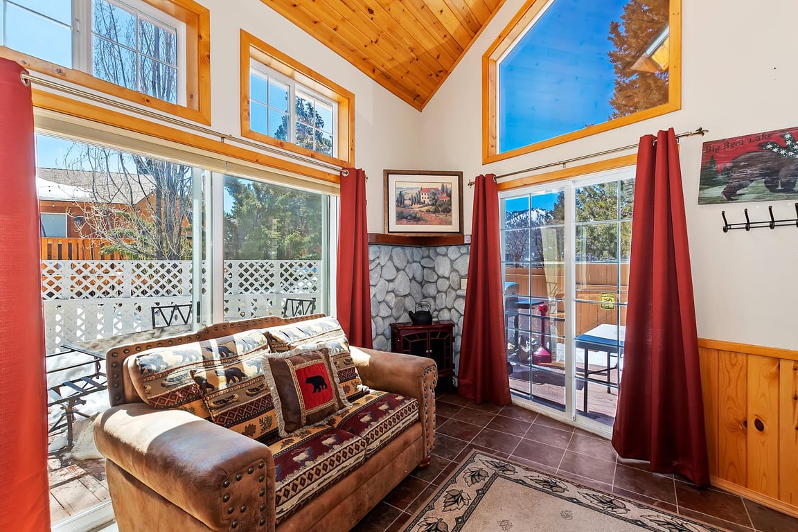 Cabin Image 15