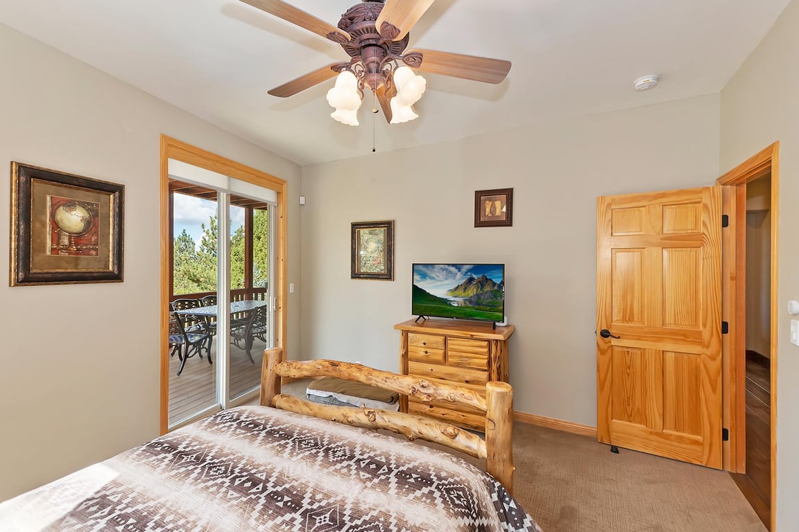 Cabin Image 33