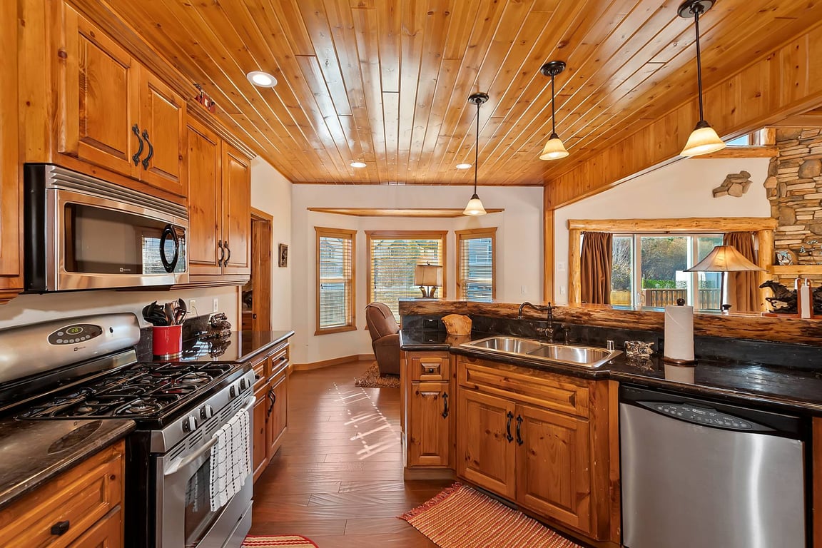 Cabin Image 14