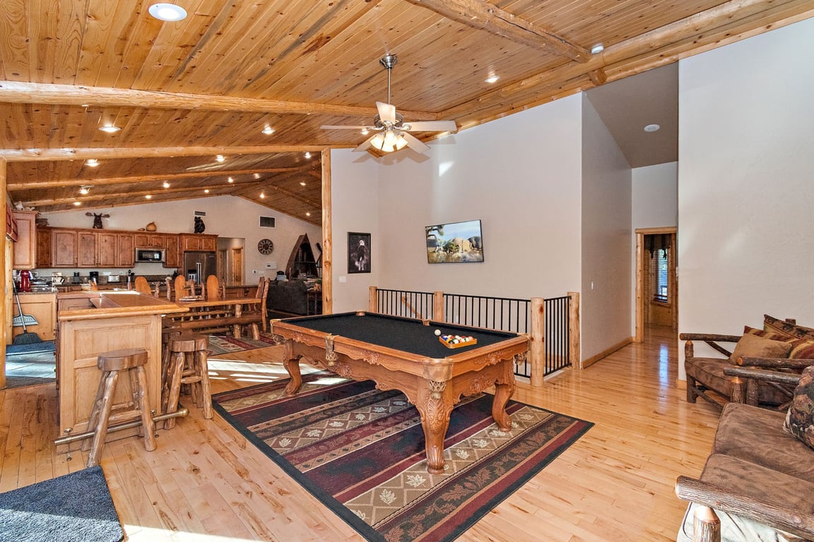 Cabin Image 18