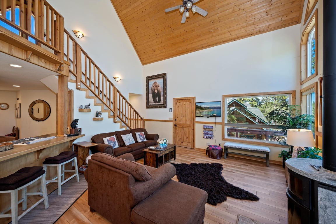Cabin Image 14