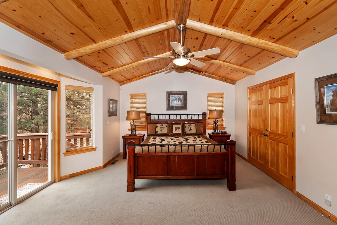 Cabin Image 25