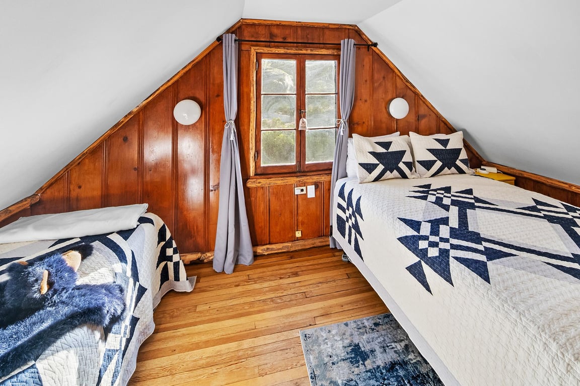 Cabin Image 33