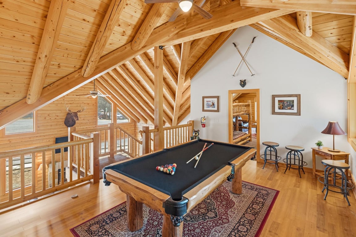 Big Bear Cabin - AdventureLodge - 0003