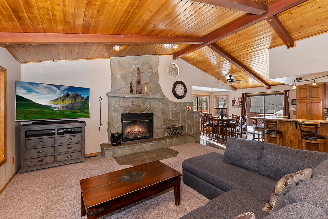Cabin Image 6