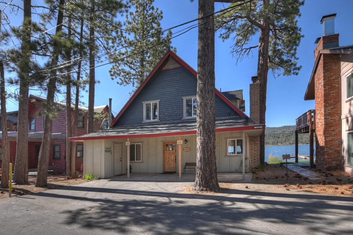 Big Bear Cabin - LakenHaus - 0005