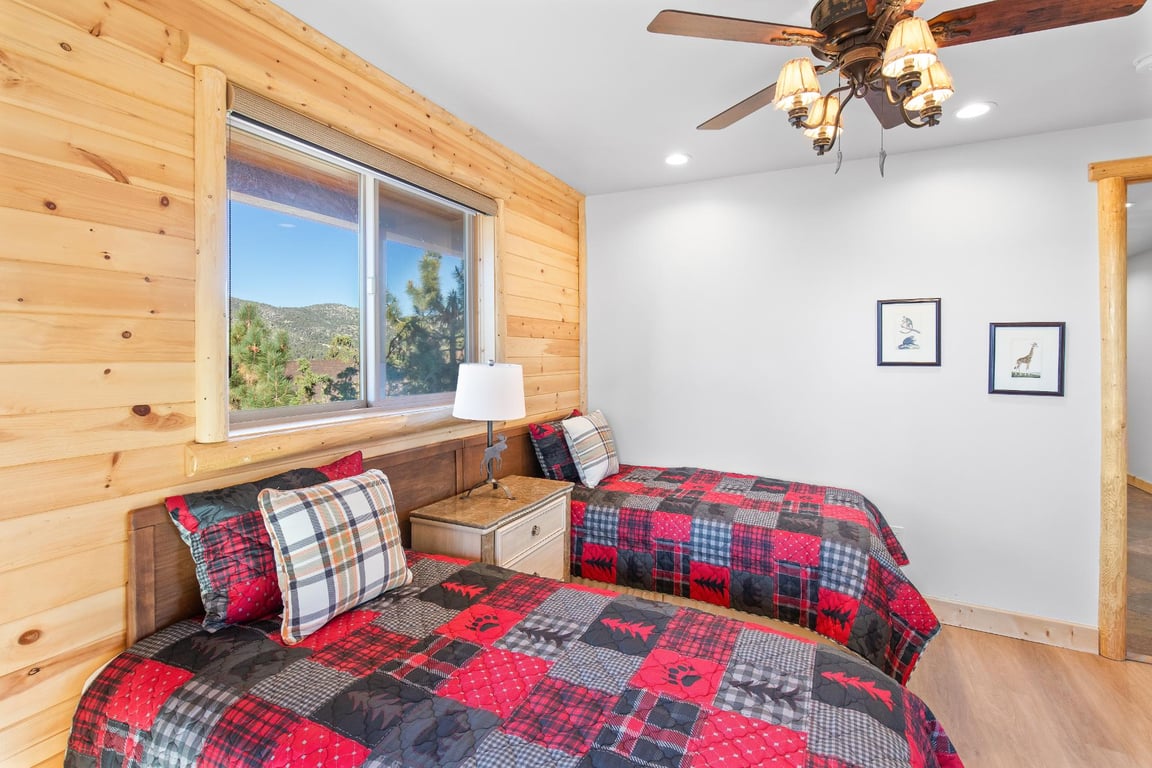 Cabin Image 62