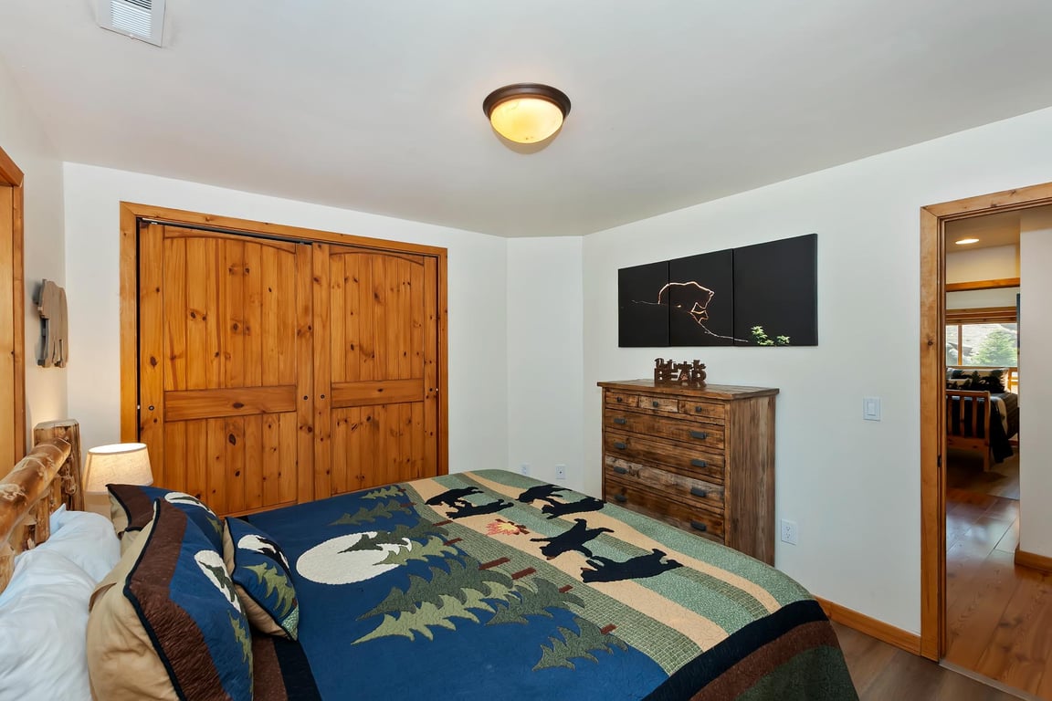 Cabin Image 19