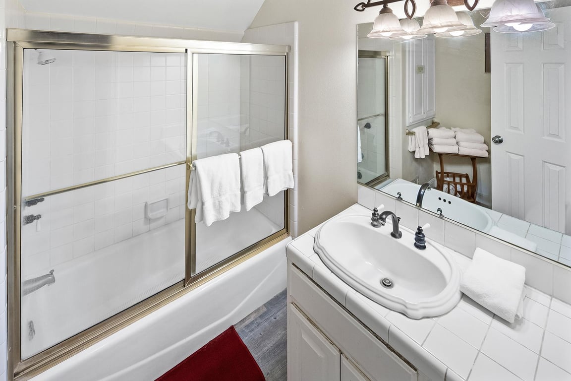 Cabin Image 72