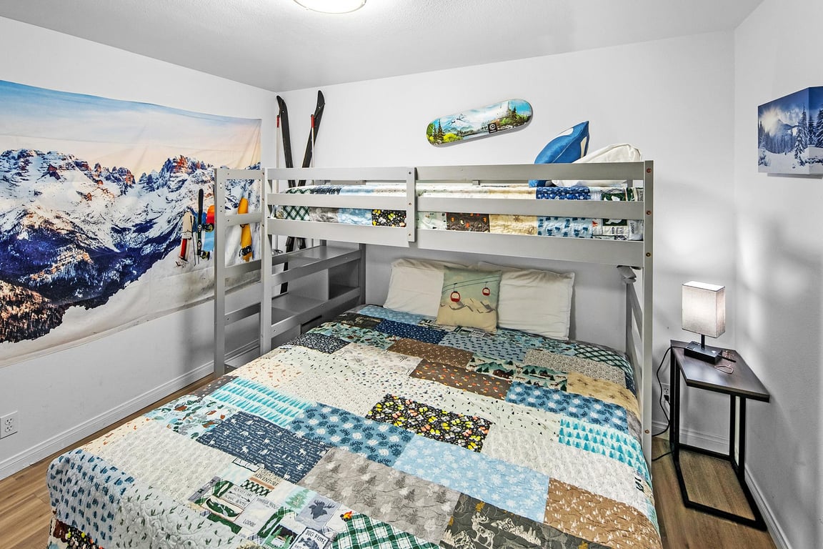 Cabin Image 46