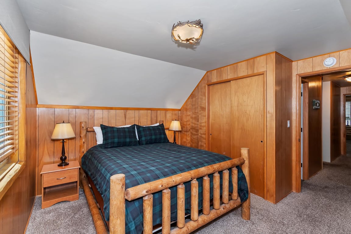 Cabin Image 15