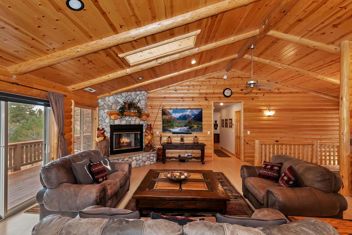 Cabin Image 9