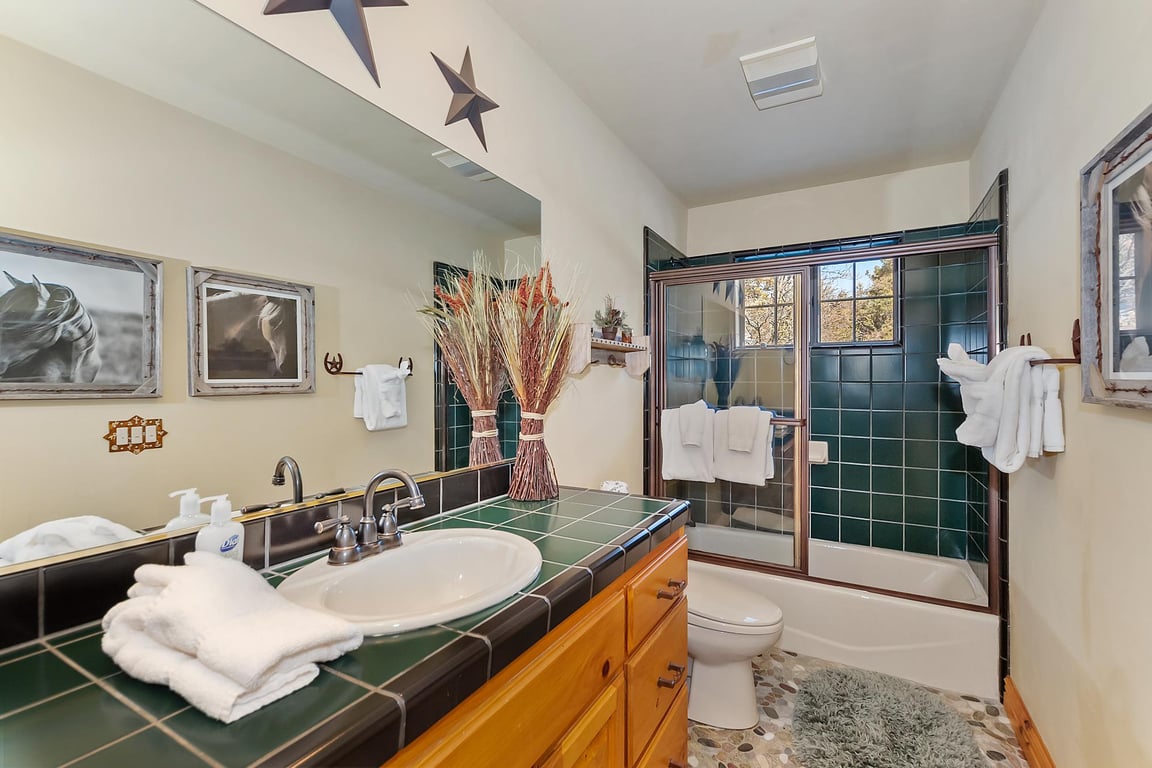 Cabin Image 33