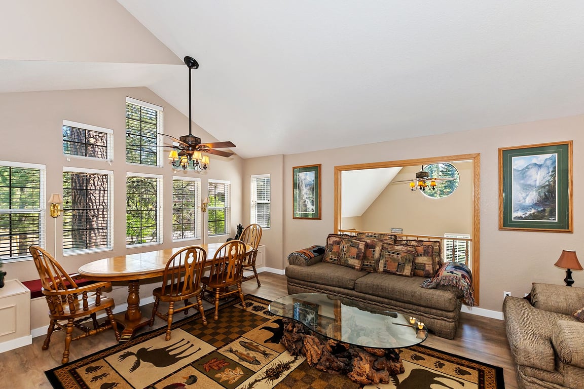 Cabin Image 9