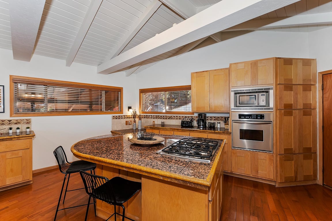 Cabin Image 11