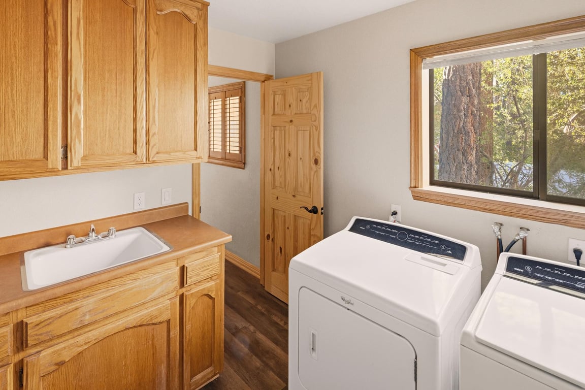Cabin Image 35