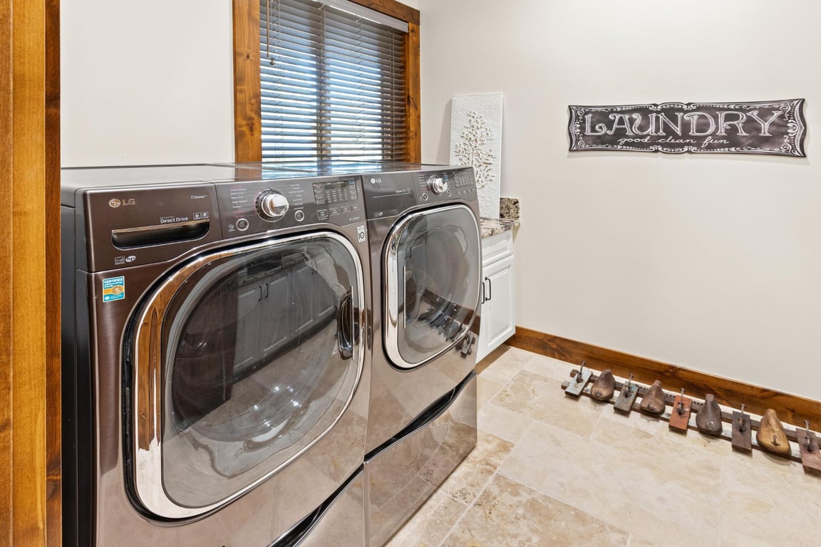 Cabin Image 71