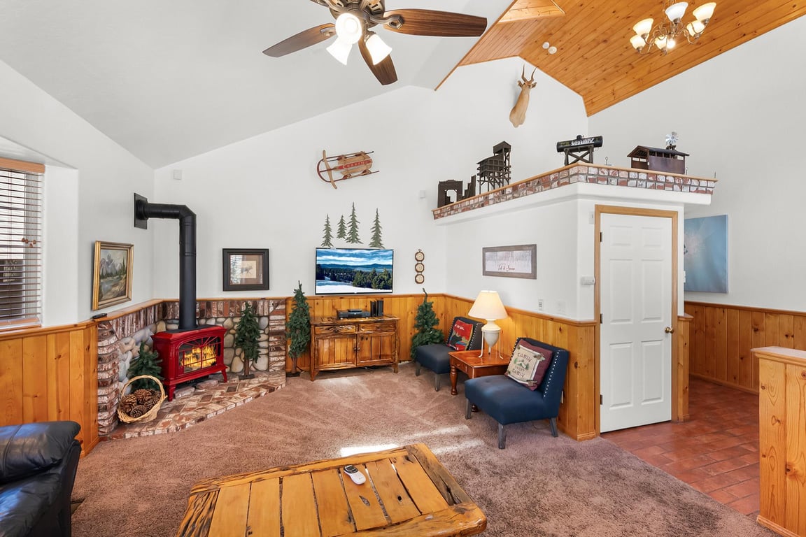 Cabin Image 10