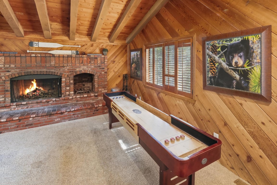 Cabin Image 12