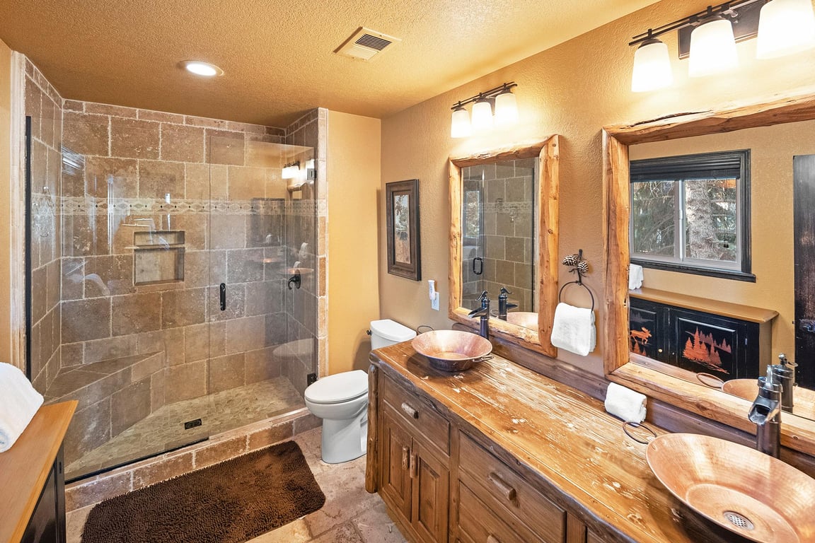 Cabin Image 33
