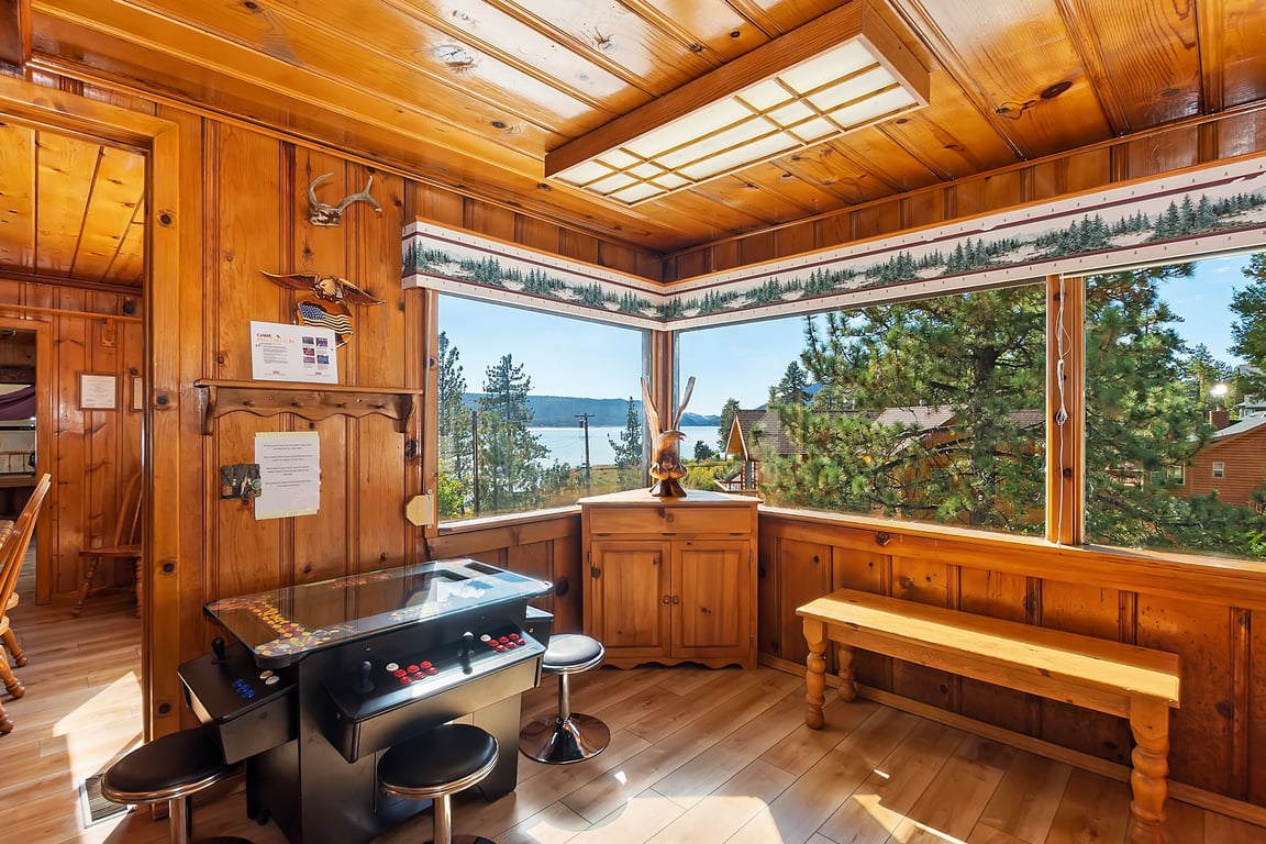 Cabin Image 7