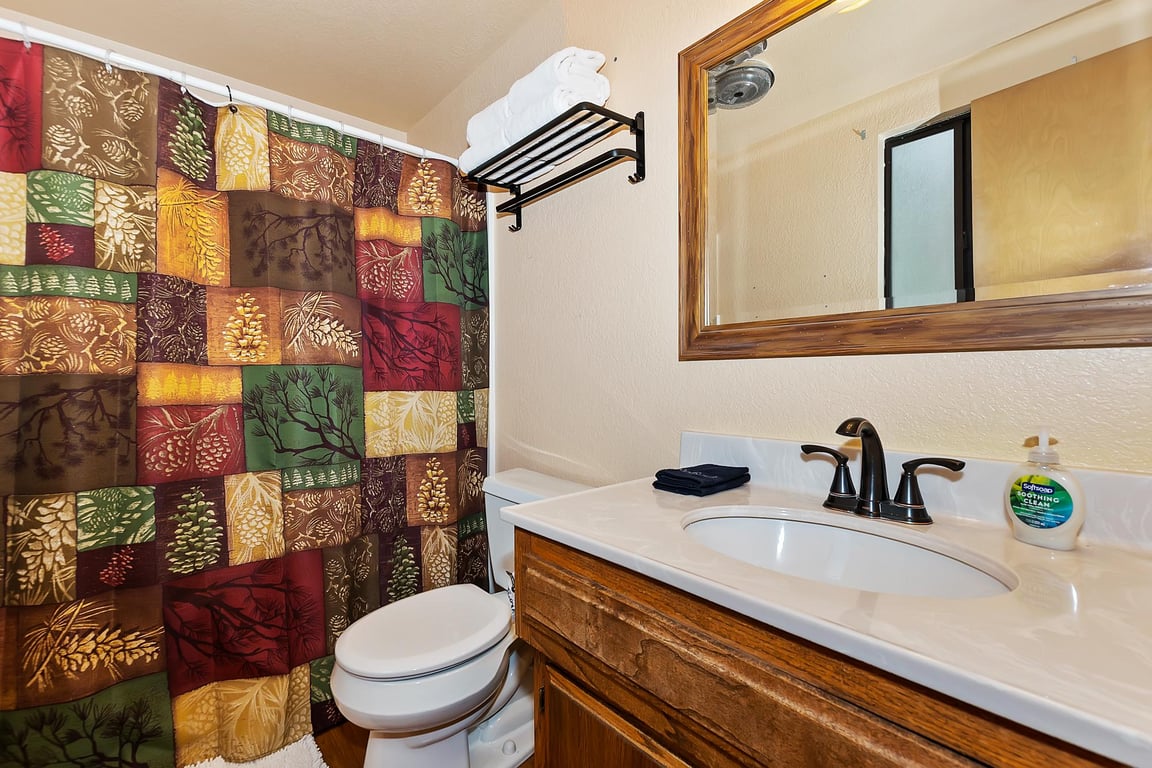 Cabin Image 13
