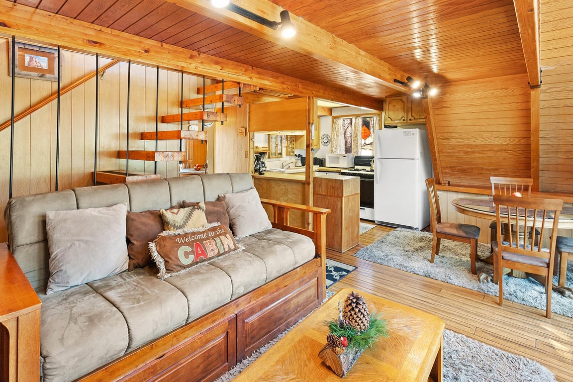 Cabin Image 11