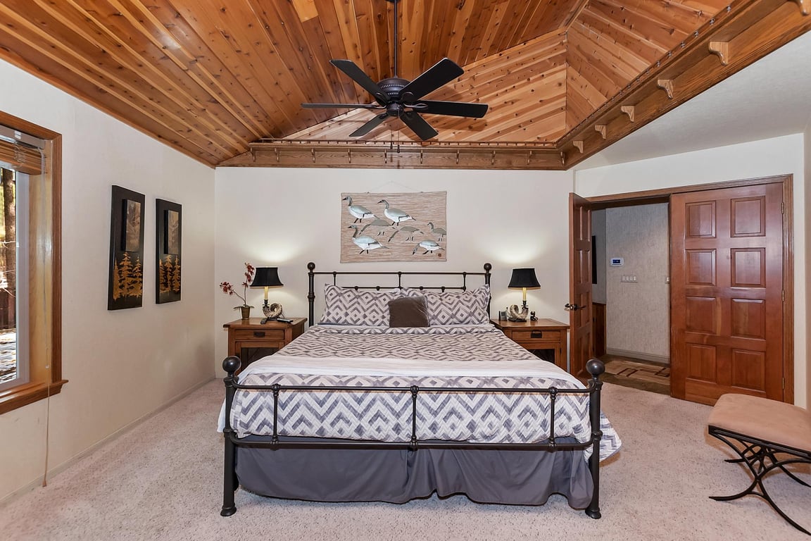 Cabin Image 15