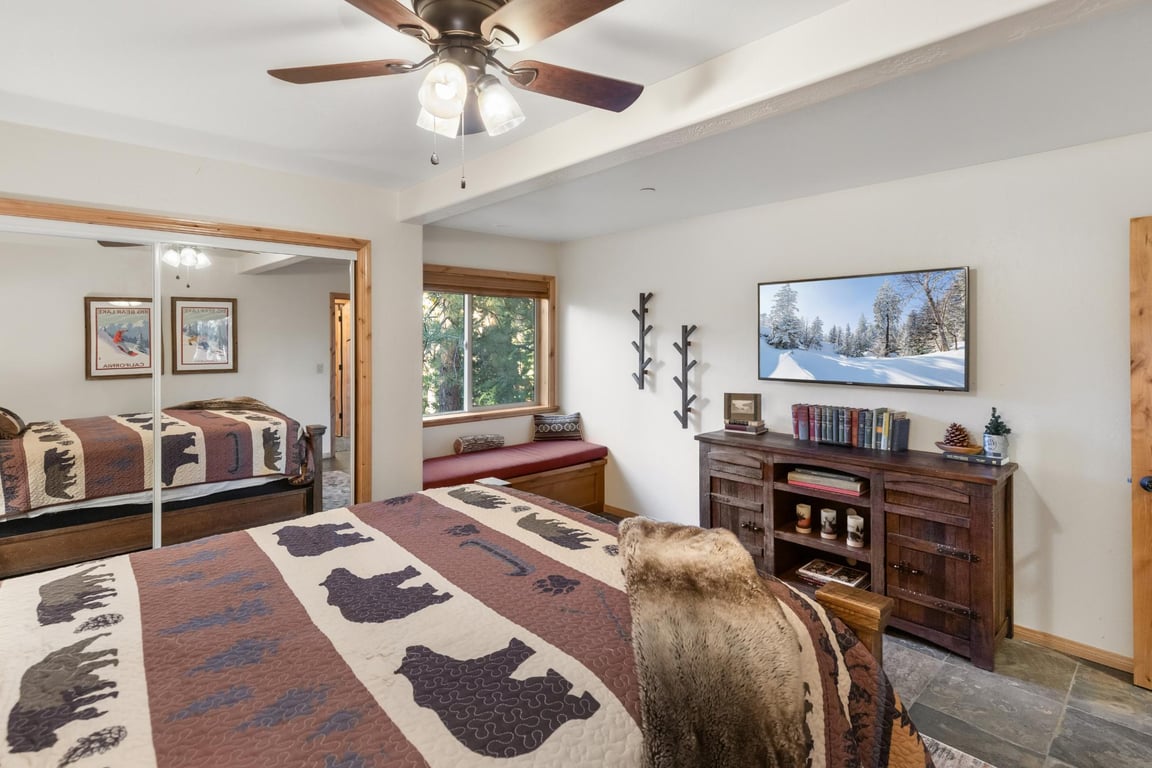 Cabin Image 48