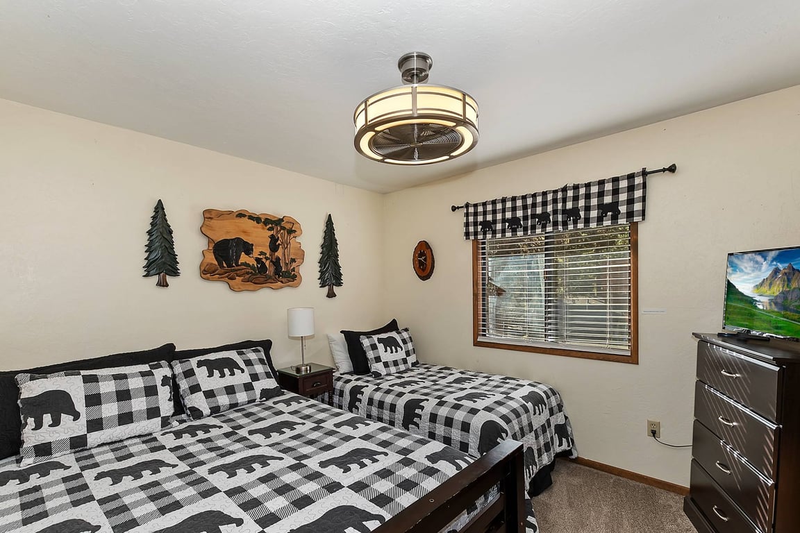 Cabin Image 31