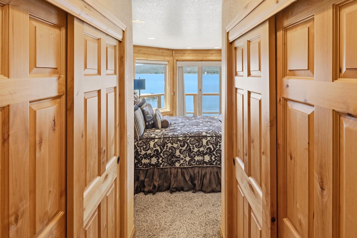 Cabin Image 68