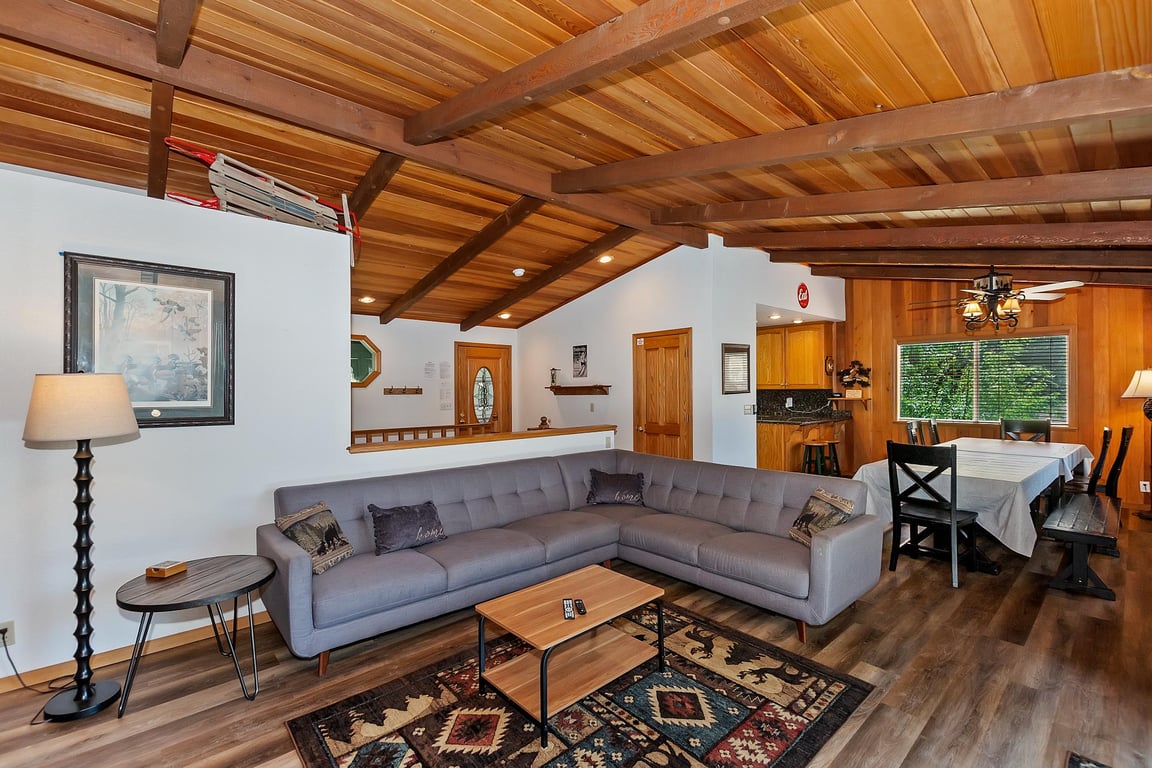 Cabin Image 15
