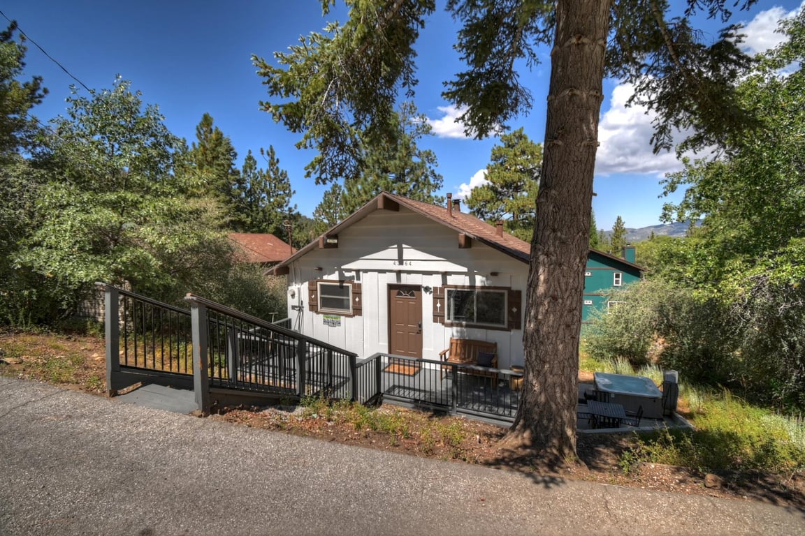 Cabin Image 32