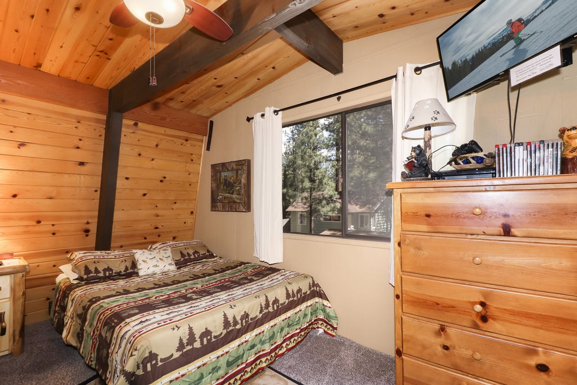 Cabin Image 16