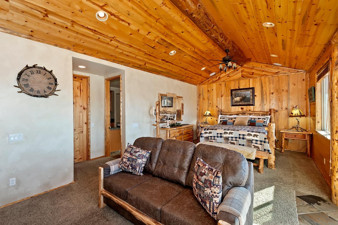 Cabin Image 31