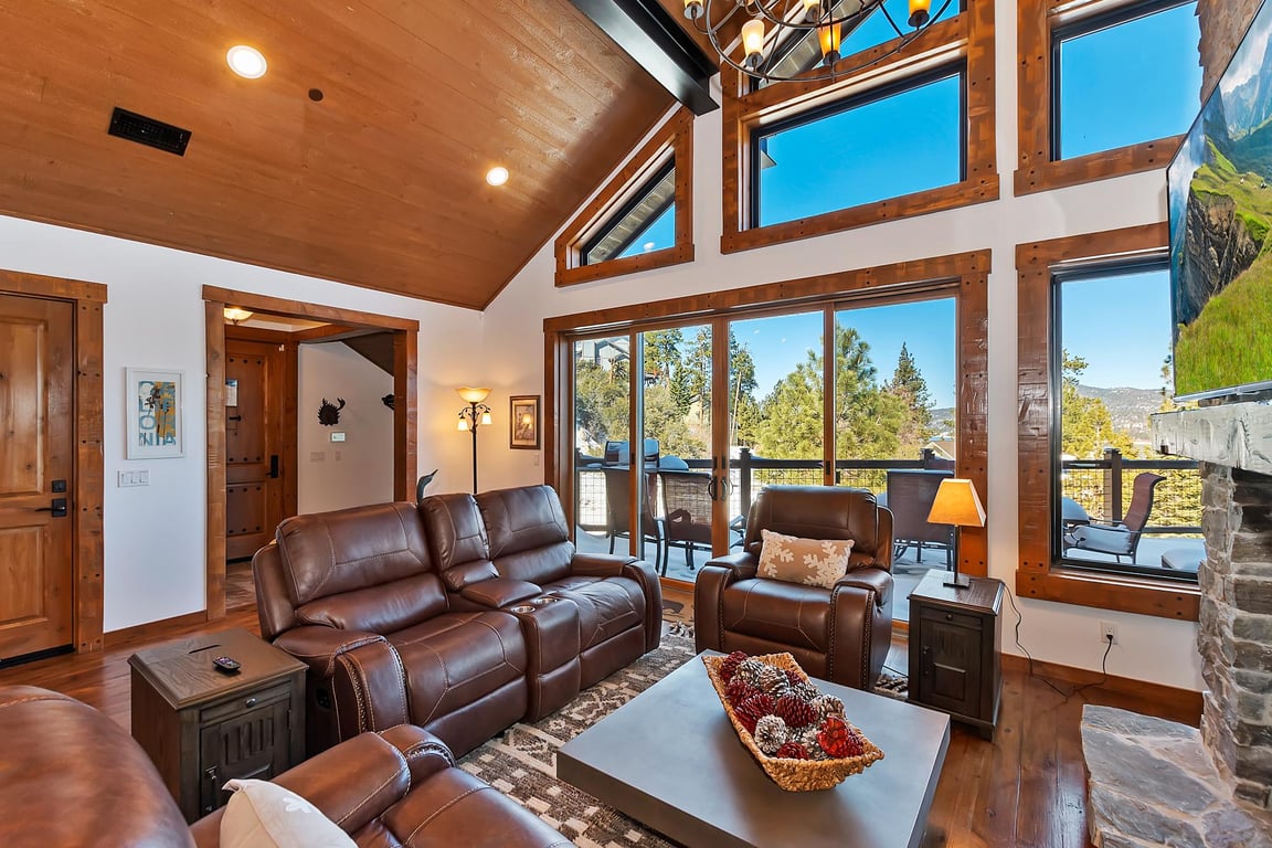 Cabin Image 9