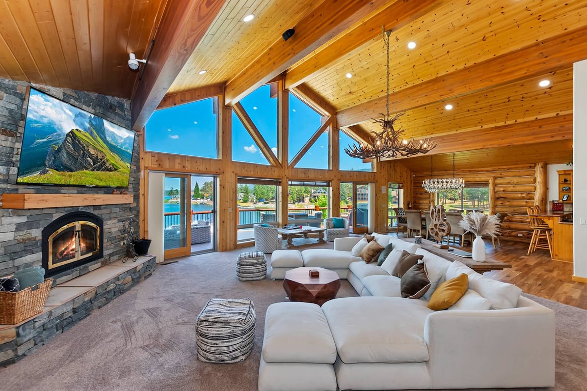 Cabin Image 9