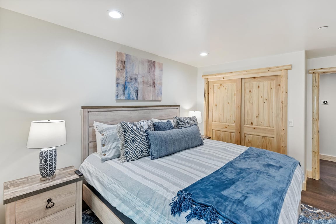 Cabin Image 80