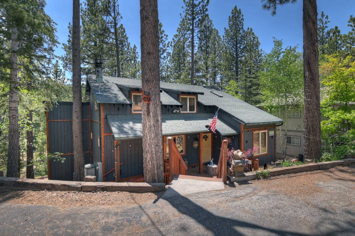Cabin Image 37